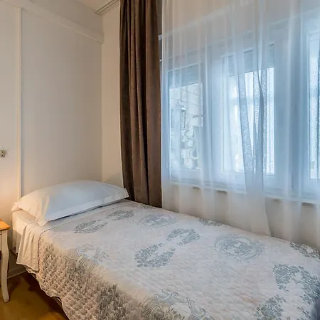 Guesthouse Rooms Split 3*