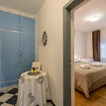 Guesthouse Rooms Split 3* Split