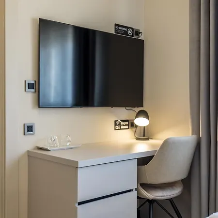 Guesthouse Rooms Split فندق مبيت وإفطار 3*