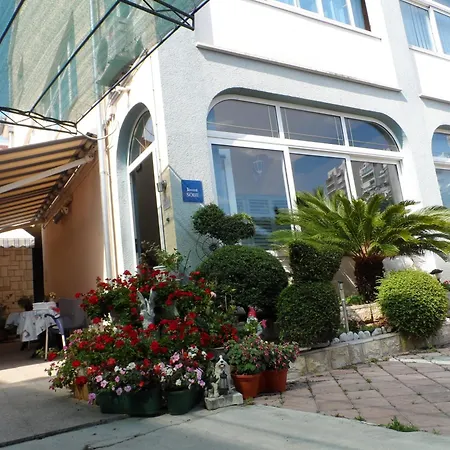 Oda ve Kahvaltı Guesthouse Rooms Split 3*