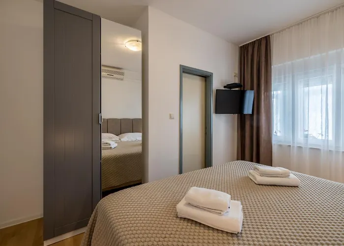 Bed & Breakfast Guesthouse Rooms Split 3*