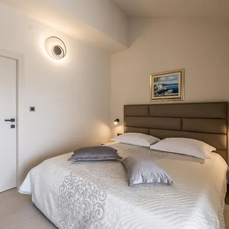 Guesthouse Rooms Split 3* 스플리트