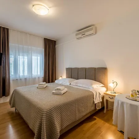 Guesthouse Rooms Split Frühstückspension