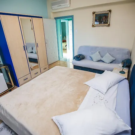 Guesthouse Rooms Split Bed & Breakfast 3*