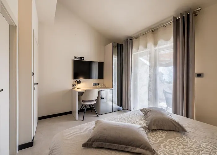 Guesthouse Rooms Split Bed & Breakfast