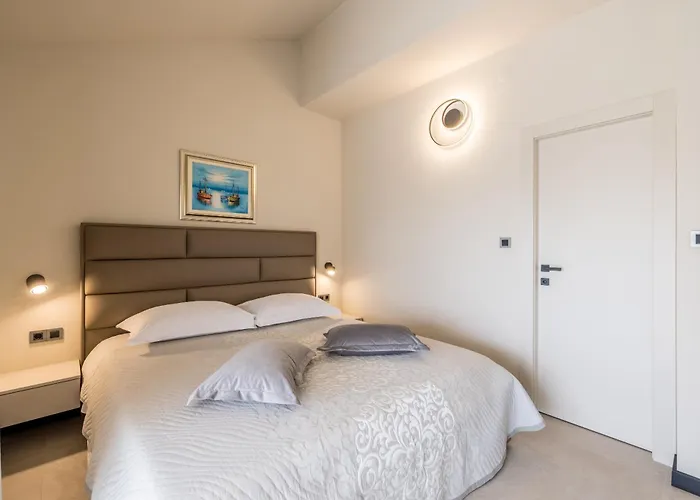 Guesthouse Rooms Split ベッド・アンド・ブレックファスト