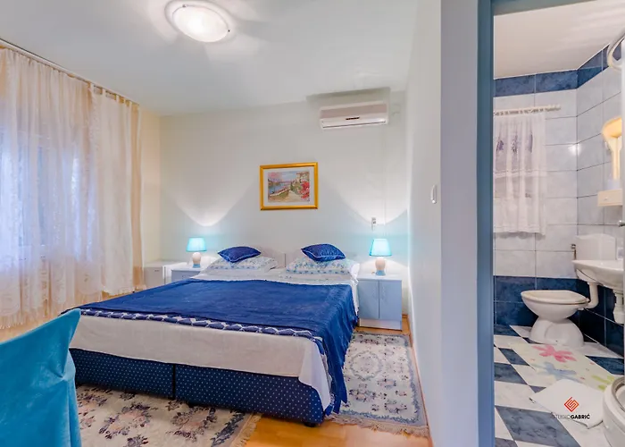 Guesthouse Rooms Split 3*