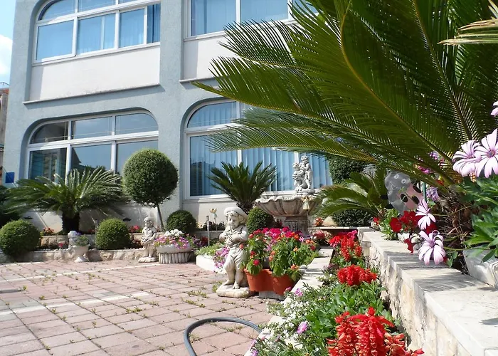 Guesthouse Rooms Split Bed and breakfast 3*