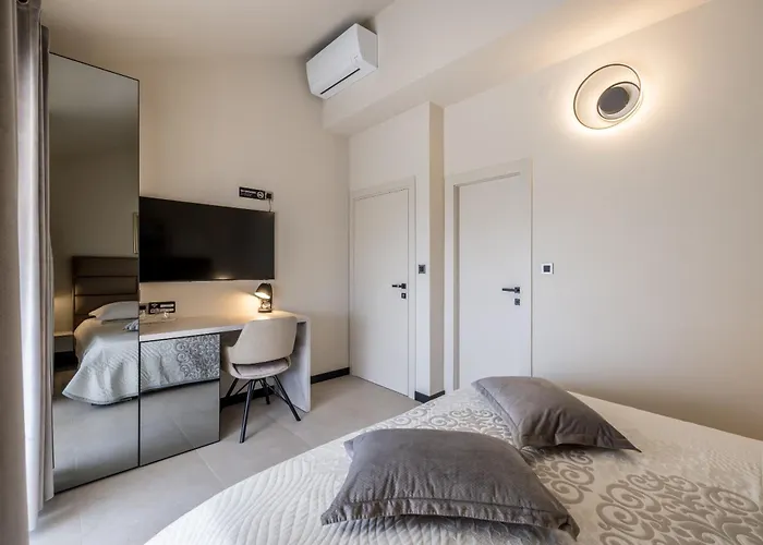 Guesthouse Rooms Split Bed and breakfast Split